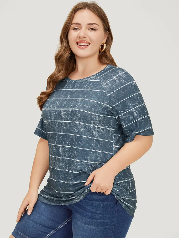 Striped Print Raglan Sleeve Vintage T-shirt sold by Bloomchic product image thumbnail 2