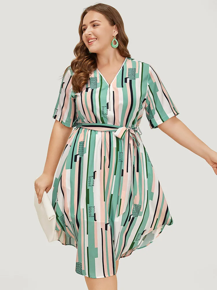 Geometric Contrast Curved Hem Pocket Belt Zipper Dress sold by Bloomchic product image thumbnail 2