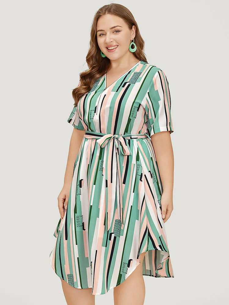 Geometric Contrast Curved Hem Pocket Belt Zipper Dress sold by Bloomchic product image thumbnail 3