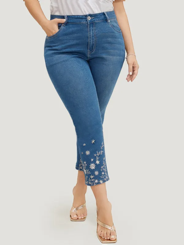 Very Stretchy High Rise Medium Wash Embroidered Hem Jeans made by Bloomchic