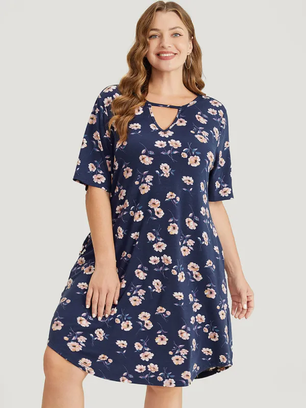 Floral Print Keyhole Neck Pocket Arc Hem Dress sold by Bloomchic
