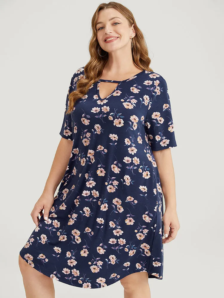 Floral Print Keyhole Neck Pocket Arc Hem Dress sold by Bloomchic product image thumbnail 5