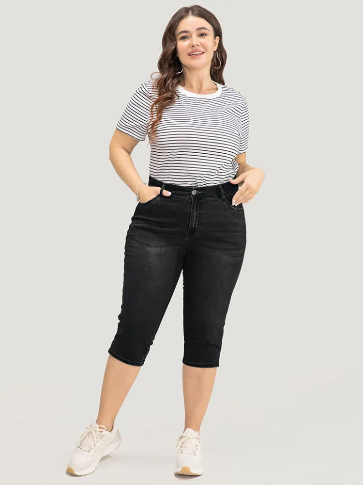 Very Stretchy Medium Wash Split Hem Knee Denim Shorts sold by Bloomchic product image thumbnail 3