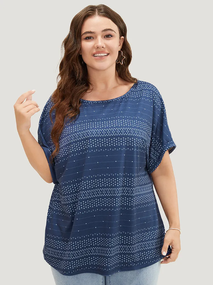 Geometric Print Backless Roll Dolman Sleeve T-shirt sold by Bloomchic product image thumbnail 4