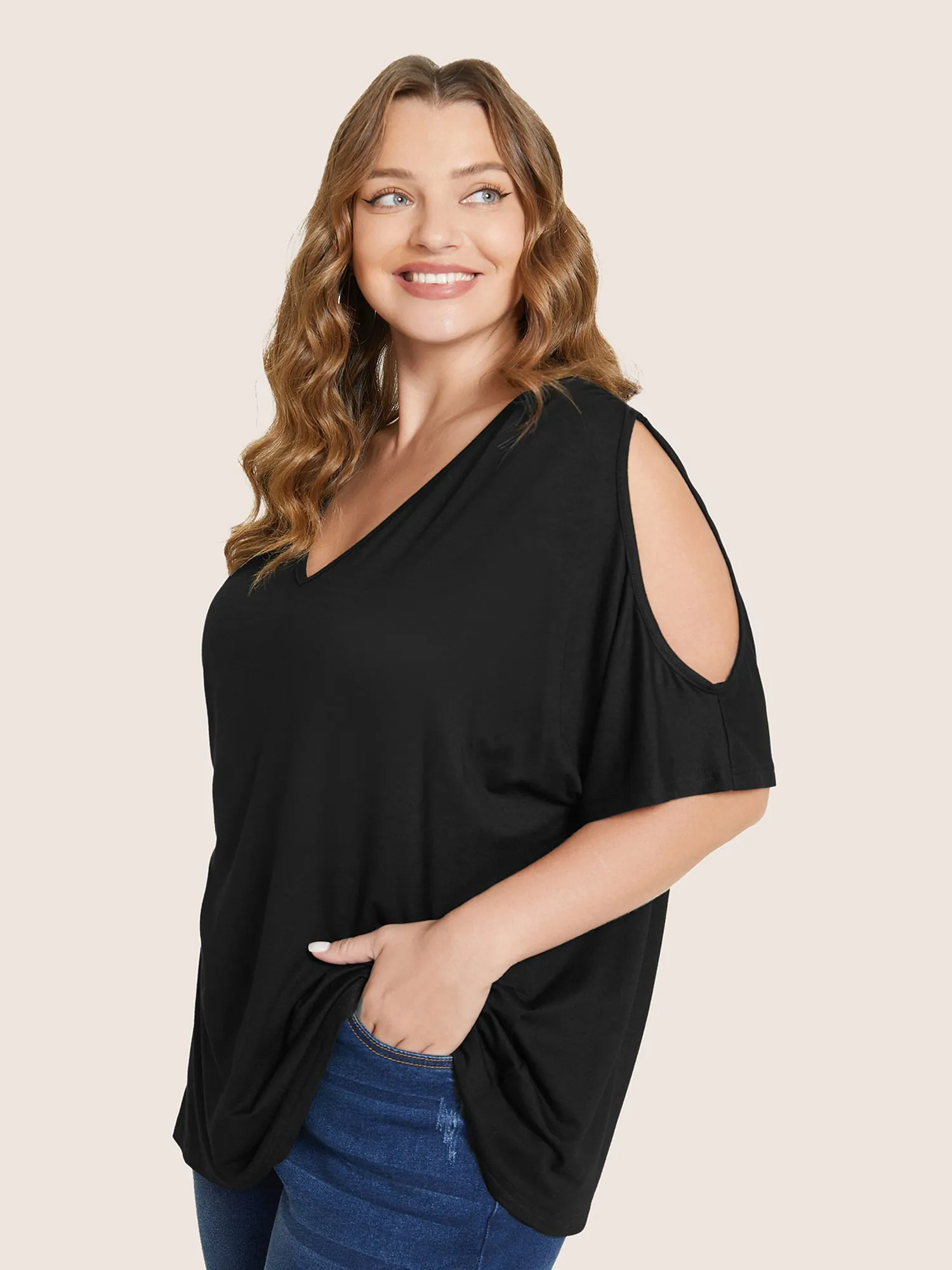 Plain Cut Out V Neck T-shirt sold by Bloomchic product image thumbnail 5