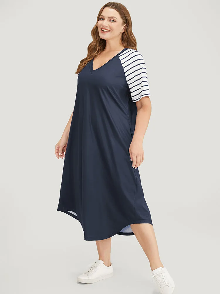 Striped Raglan Sleeve Pocket Arc Hem Dress sold by Bloomchic product image thumbnail 3
