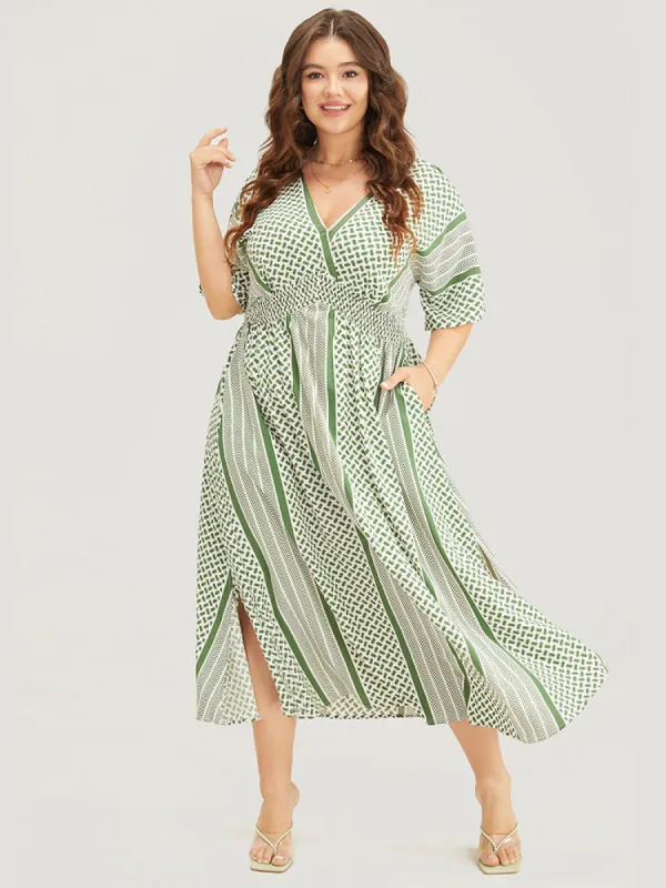 Geometric Contrast Wrap Pocket Shirred Split Dress sold by Bloomchic