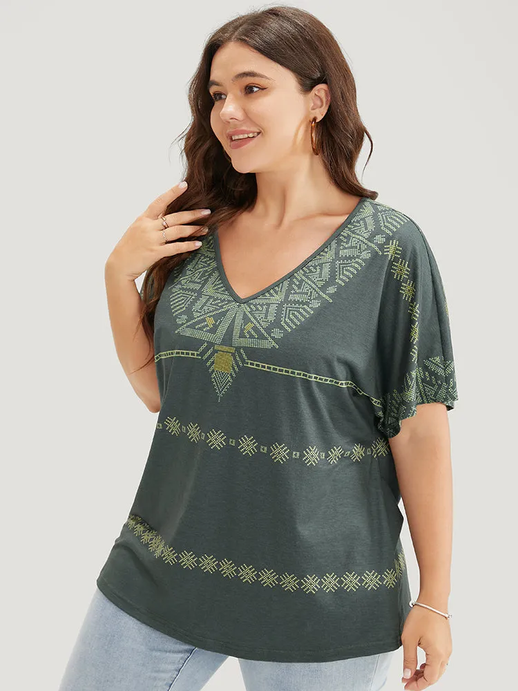 Geometric Print Dolman Sleeve V Neck T-shirt sold by Bloomchic product image thumbnail 5