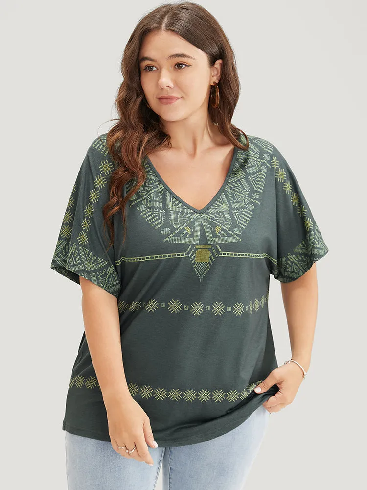 Geometric Print Dolman Sleeve V Neck T-shirt sold by Bloomchic product image thumbnail 4