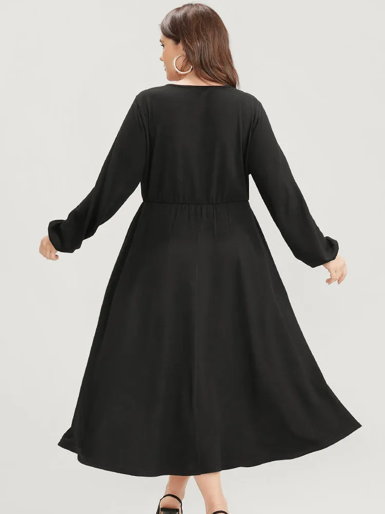 Solid Lantern Sleeve Pocket Chain Surplice Neck Midi Dress sold by Bloomchic product image thumbnail 5