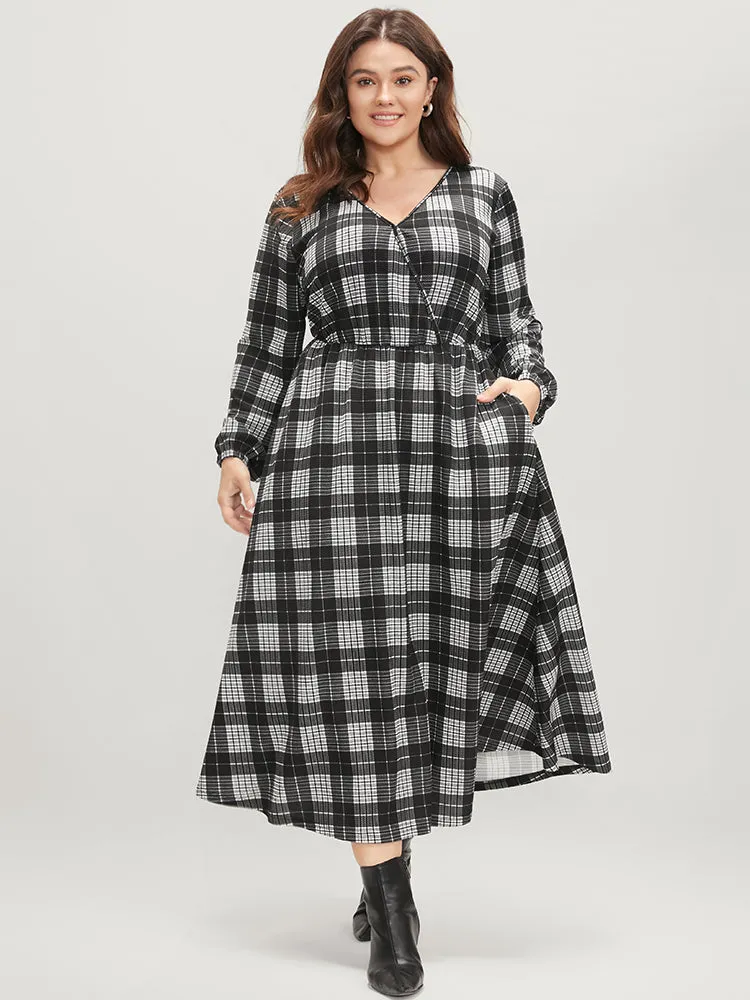 Plaid Print Pocket Lantern Sleeve Surplice Neck Midi Dress sold by Bloomchic product image thumbnail 4
