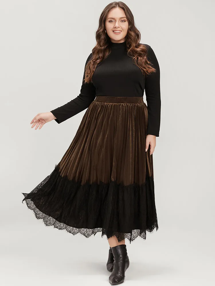 Colorblock Contrast Elastic Waist Lace Hem Velvet Pleated Skirt sold by Bloomchic product image thumbnail 2