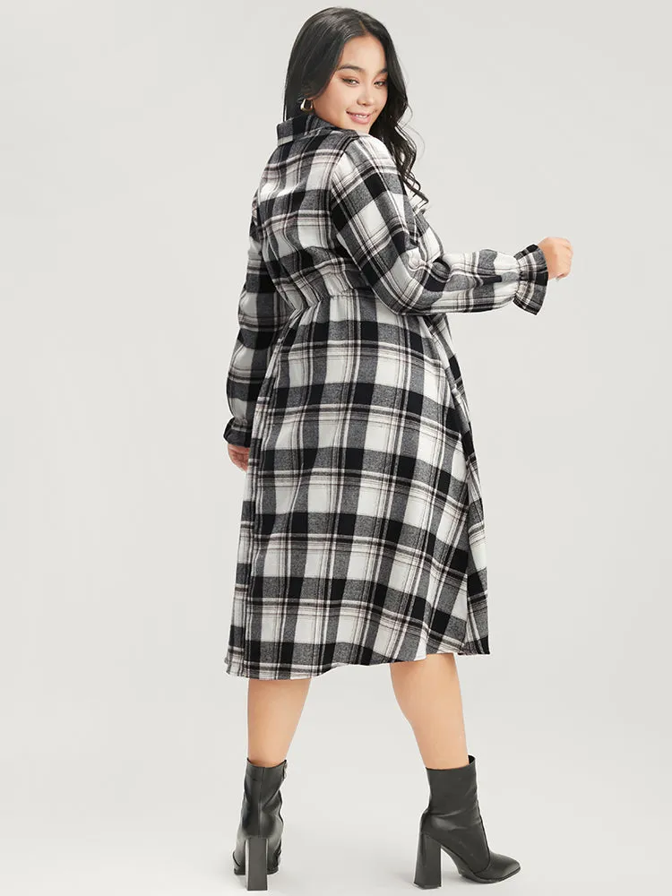 Plaid Lantern Sleeve Pocket V Neck Midi Dress Without Belt sold by Bloomchic product image thumbnail 4