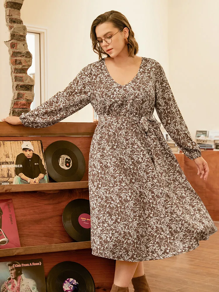 Ditsy Floral Lantern Sleeve Pocket Belted Dress sold by Bloomchic product image thumbnail 3