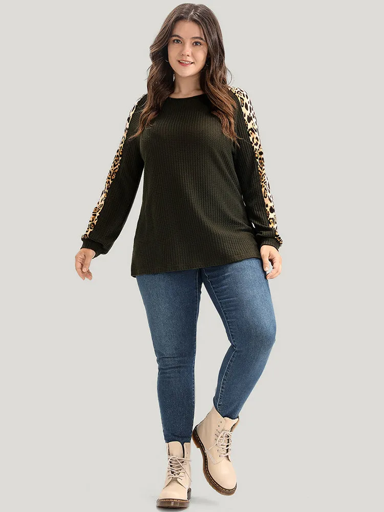 Leopard Patchwork Raglan Sleeve Waffle Knit Sweatshirt sold by Bloomchic product image thumbnail 2