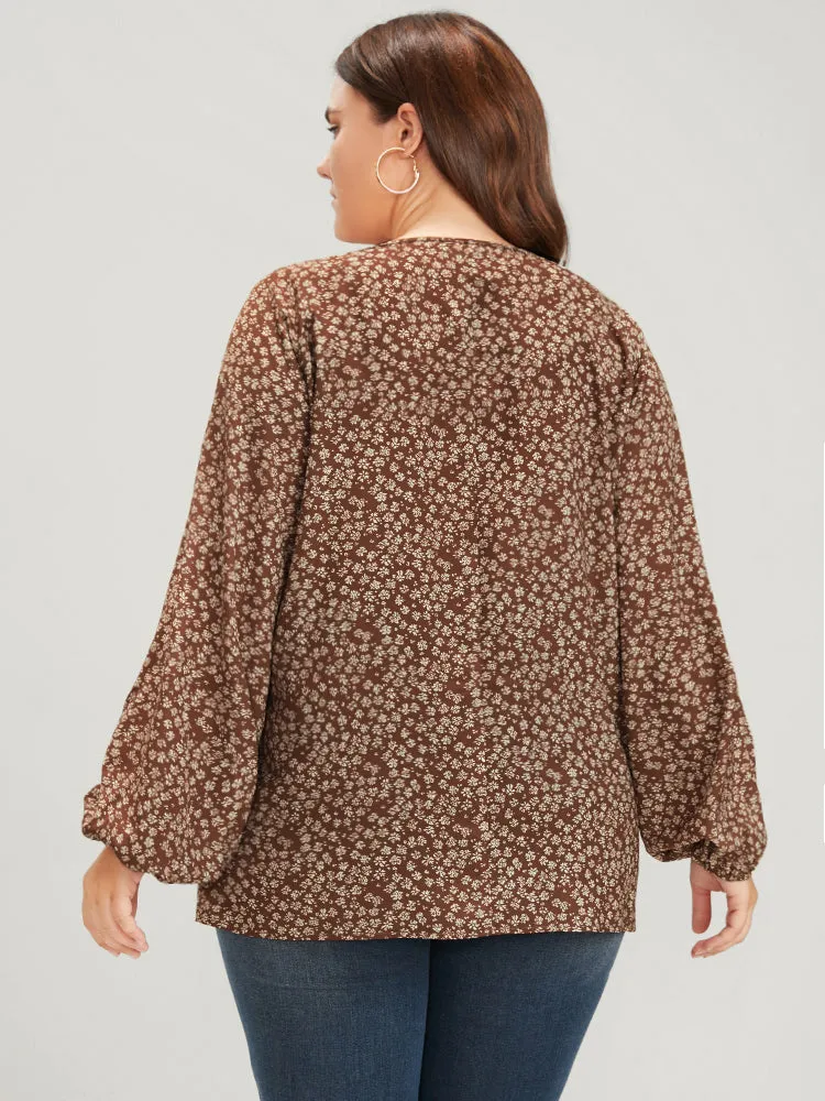 Ditsy Floral Lantern Sleeve Ties V Neck Blouse sold by Bloomchic product image thumbnail 3