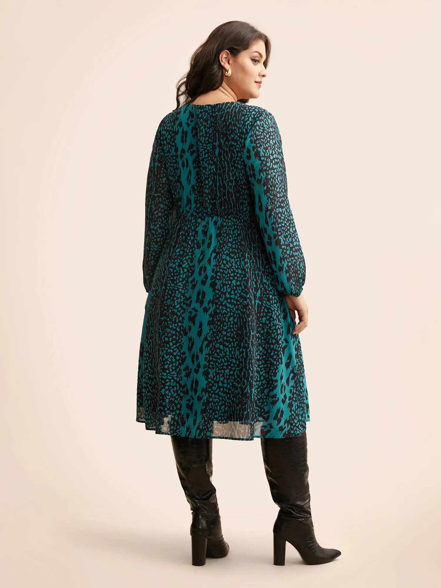 Leopard Print Elastic Waist Tie Knot Dress sold by Bloomchic product image thumbnail 3