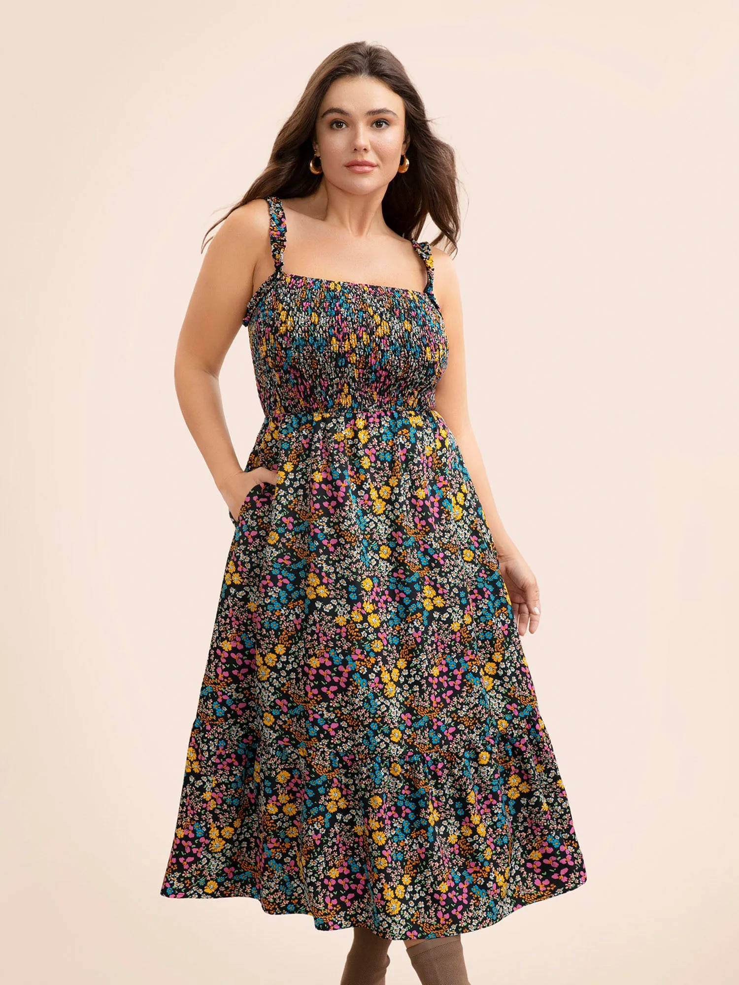 Ditsy Floral Shirred Ruffles Midi Dress sold by Bloomchic product image thumbnail 3