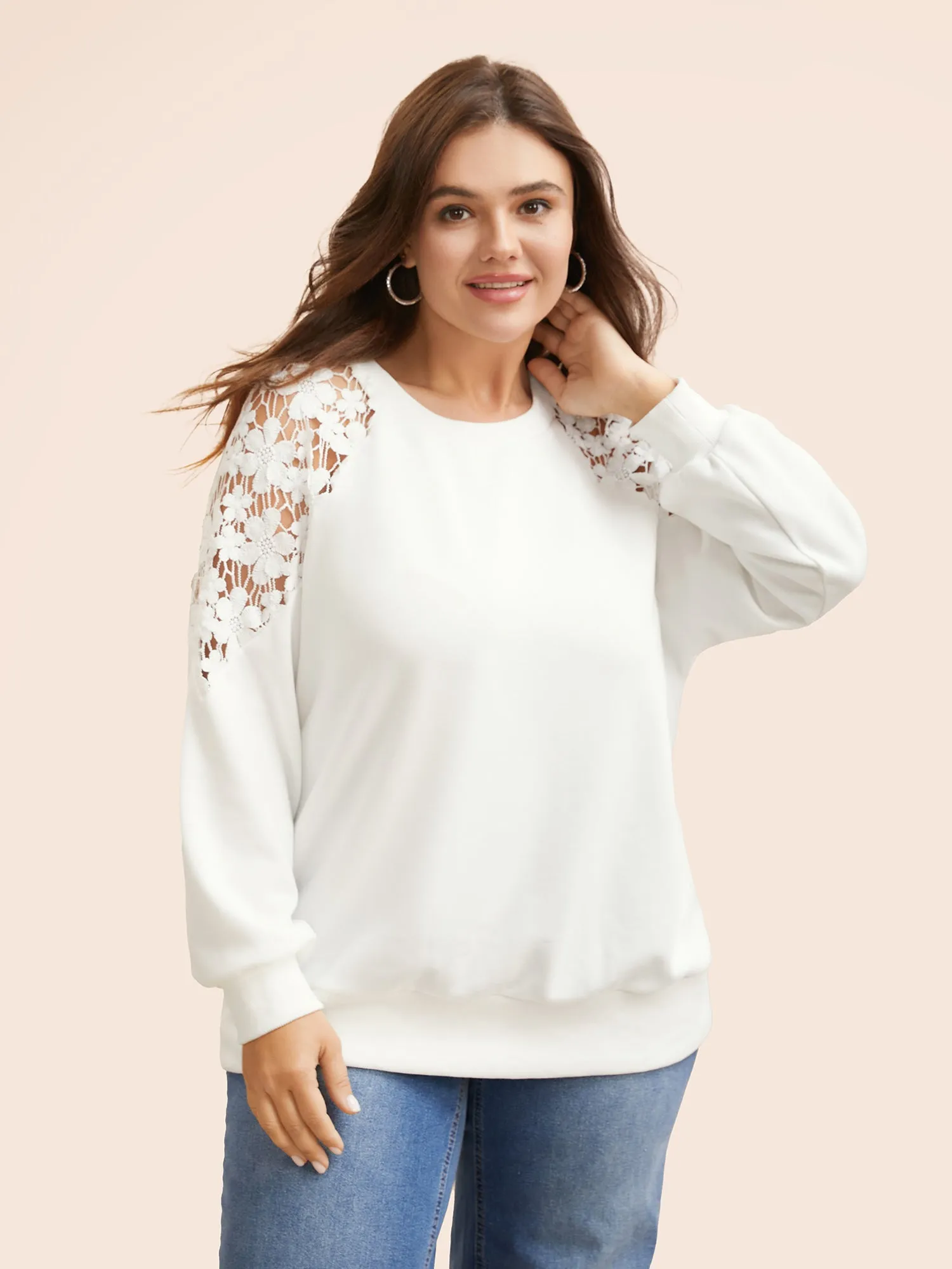 Round Neck Lace Patchwork Raglan Sleeve Sweatshirt sold by Bloomchic