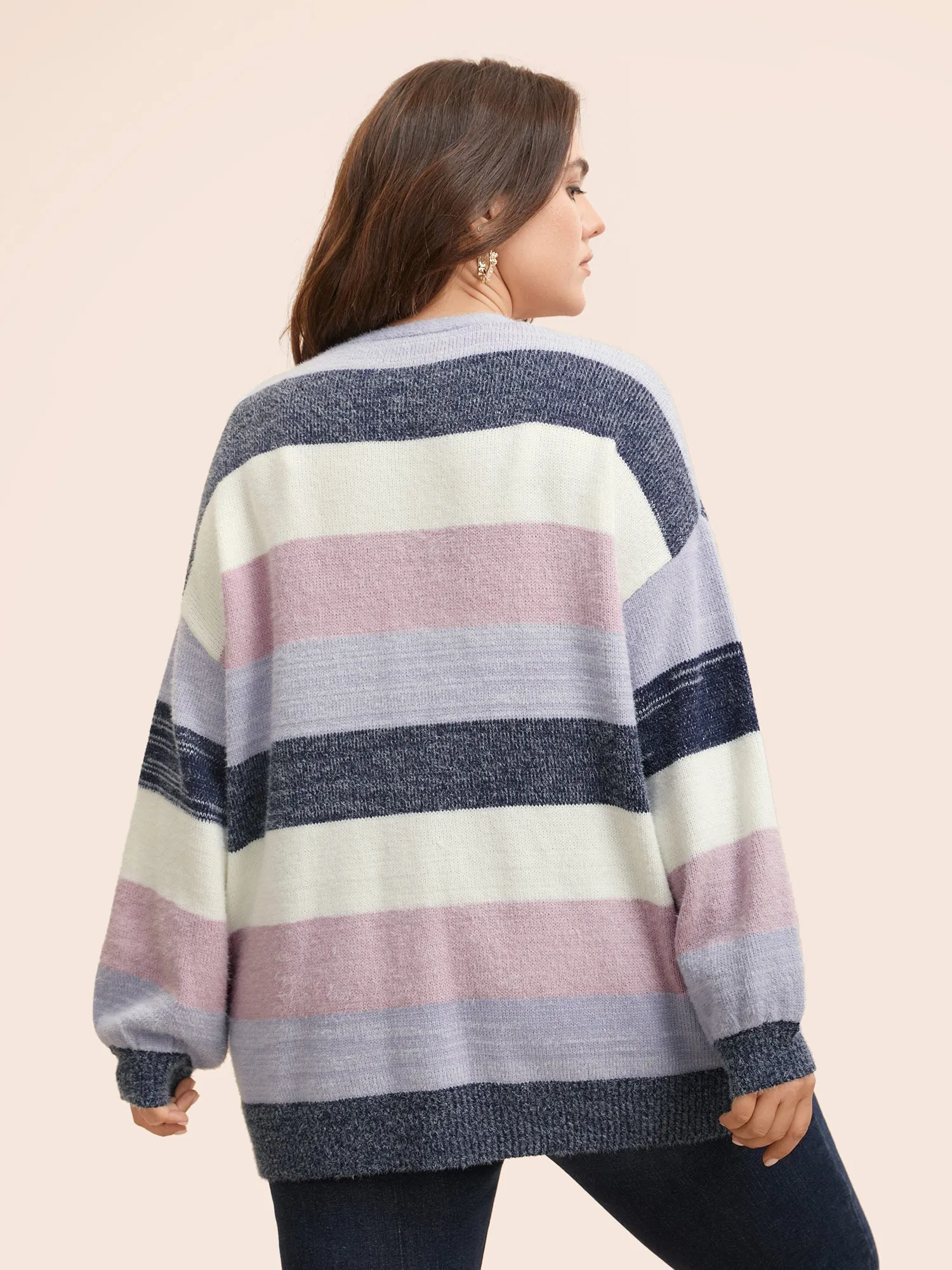 Colorblock Contrast Patched Pocket Cardigan sold by Bloomchic product image thumbnail 2
