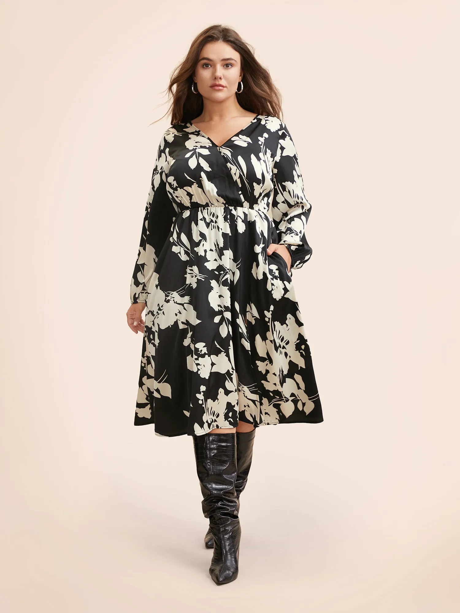 Overlap Collar Silhouette Floral Print Gathered Dress sold by Bloomchic product image thumbnail 2