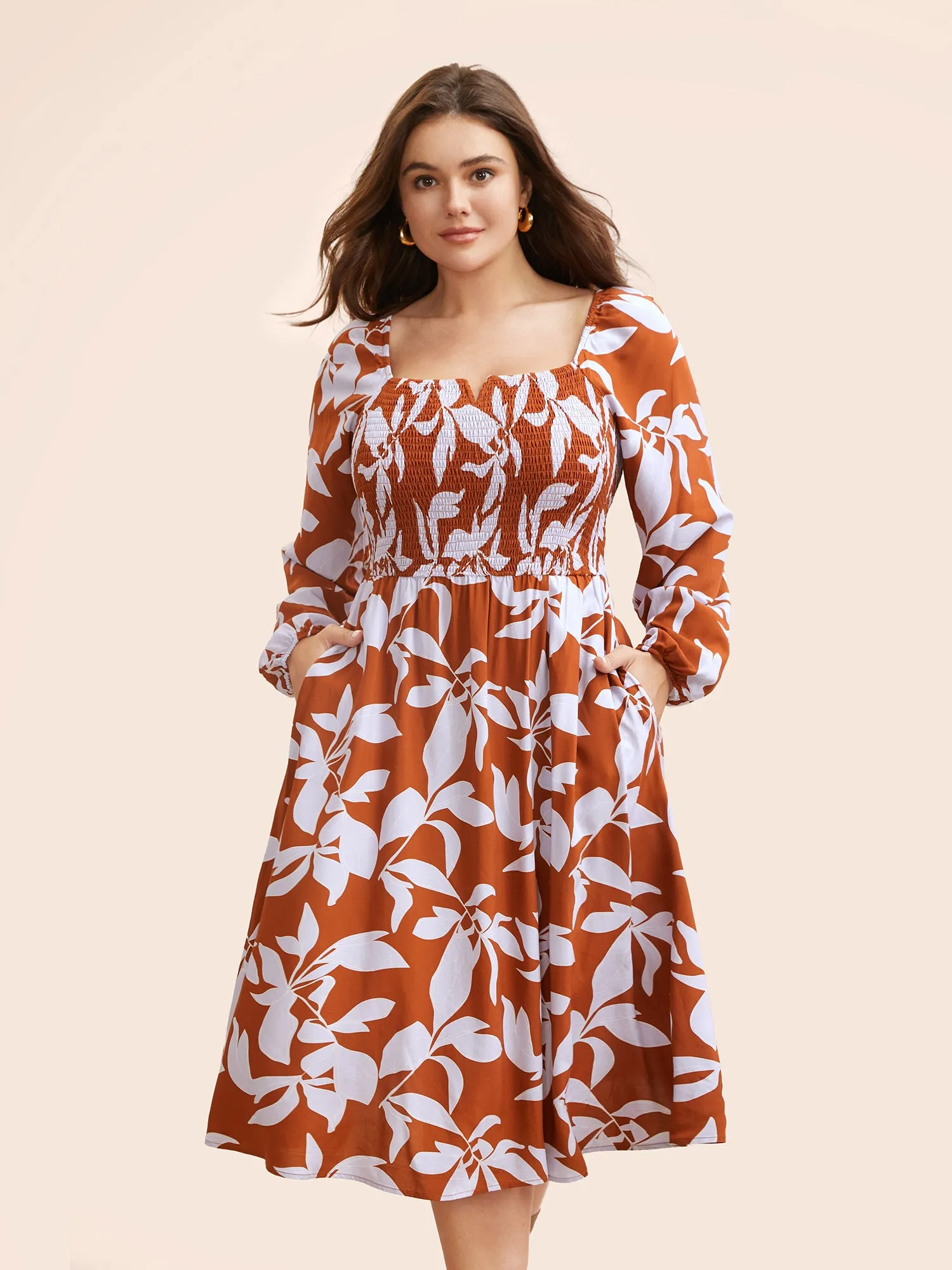Silhouette Floral Print Shirred Midi Dress sold by Bloomchic product image thumbnail 2