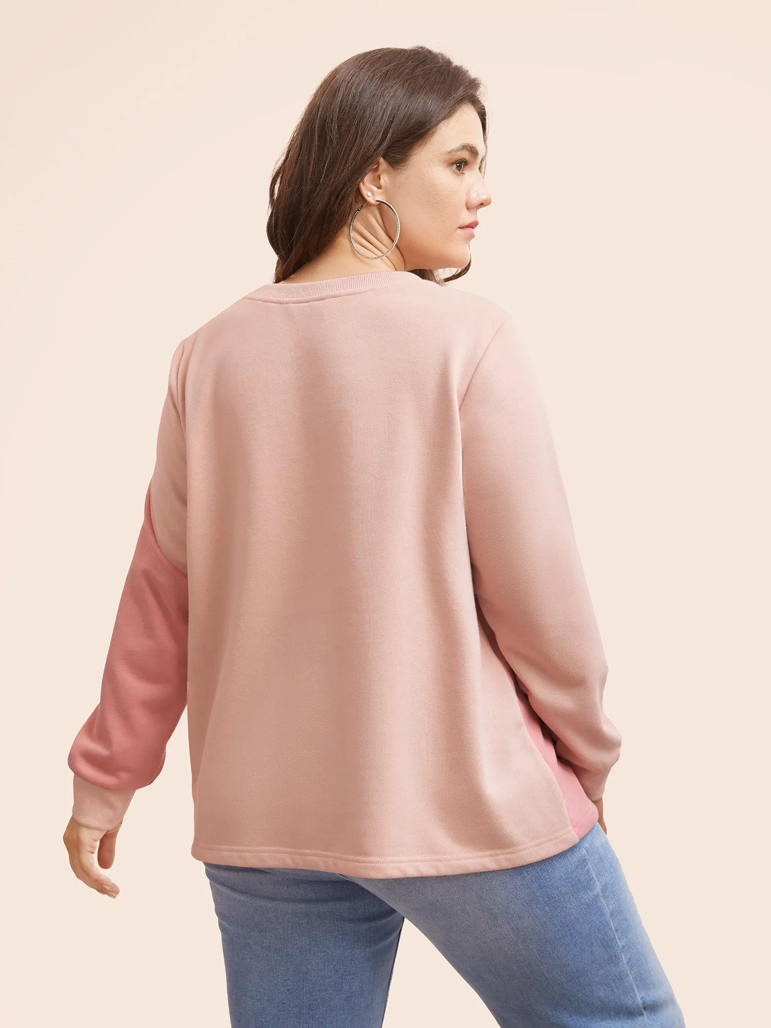 Colorblock Contrast Round Neck Sweatshirt sold by Bloomchic product image thumbnail 4