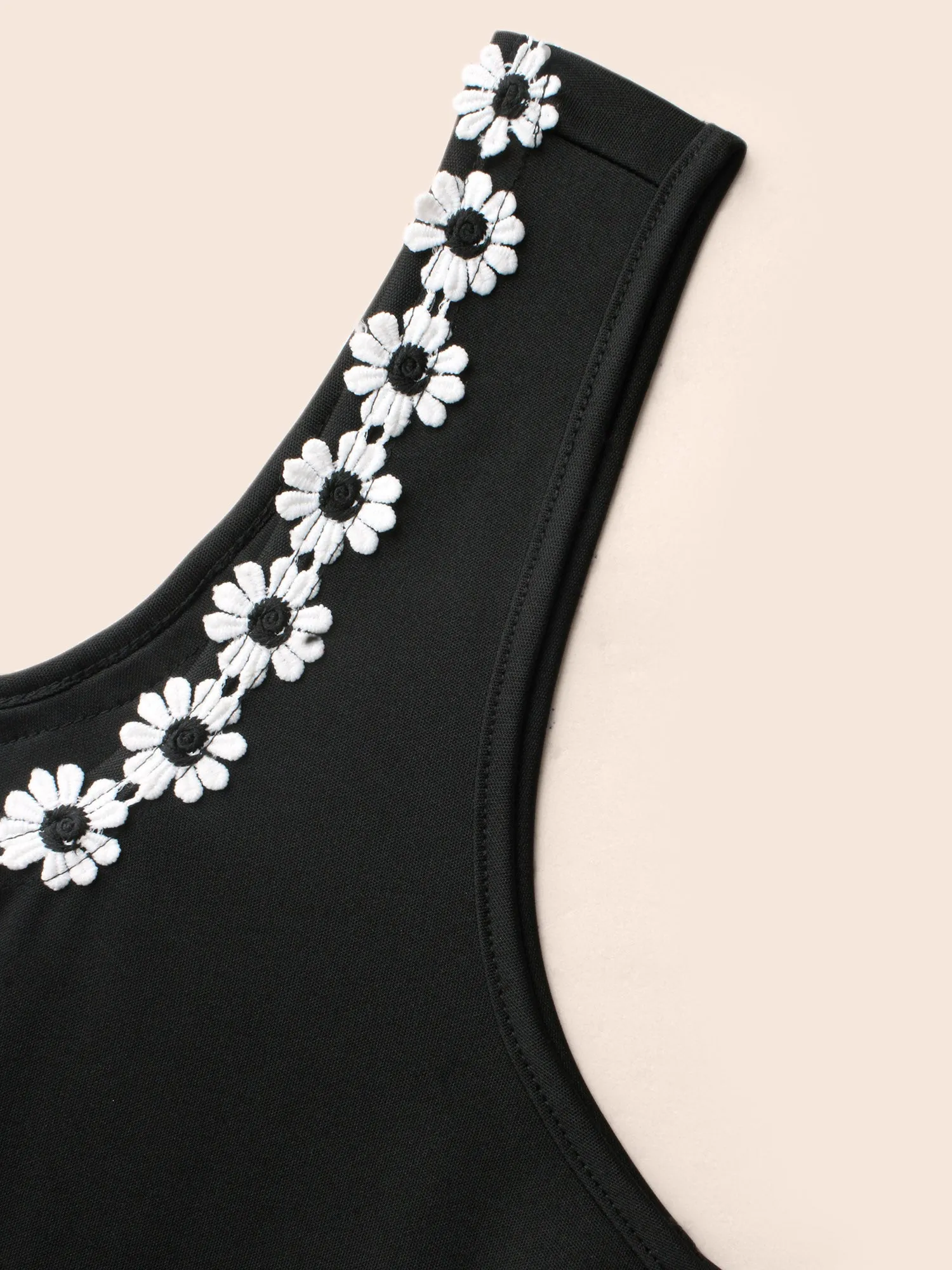 Stereo Flower Design Square Neck Jumpsuit sold by Bloomchic product image thumbnail 5