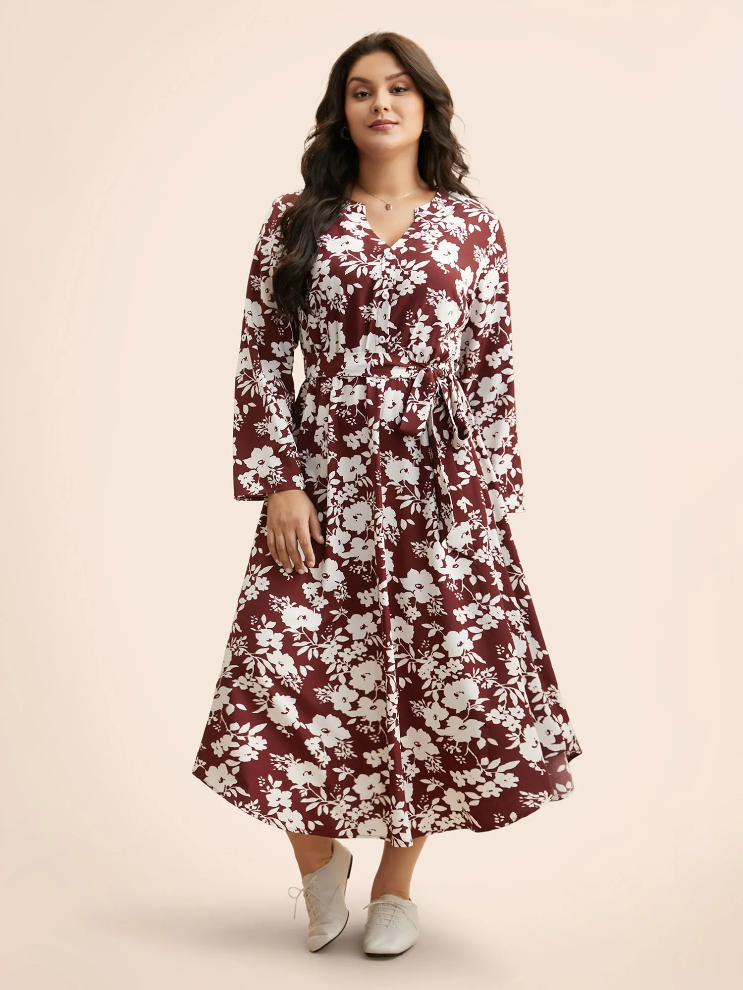 Silhouette Floral Print Tab Sleeve Dress sold by Bloomchic product image thumbnail 3