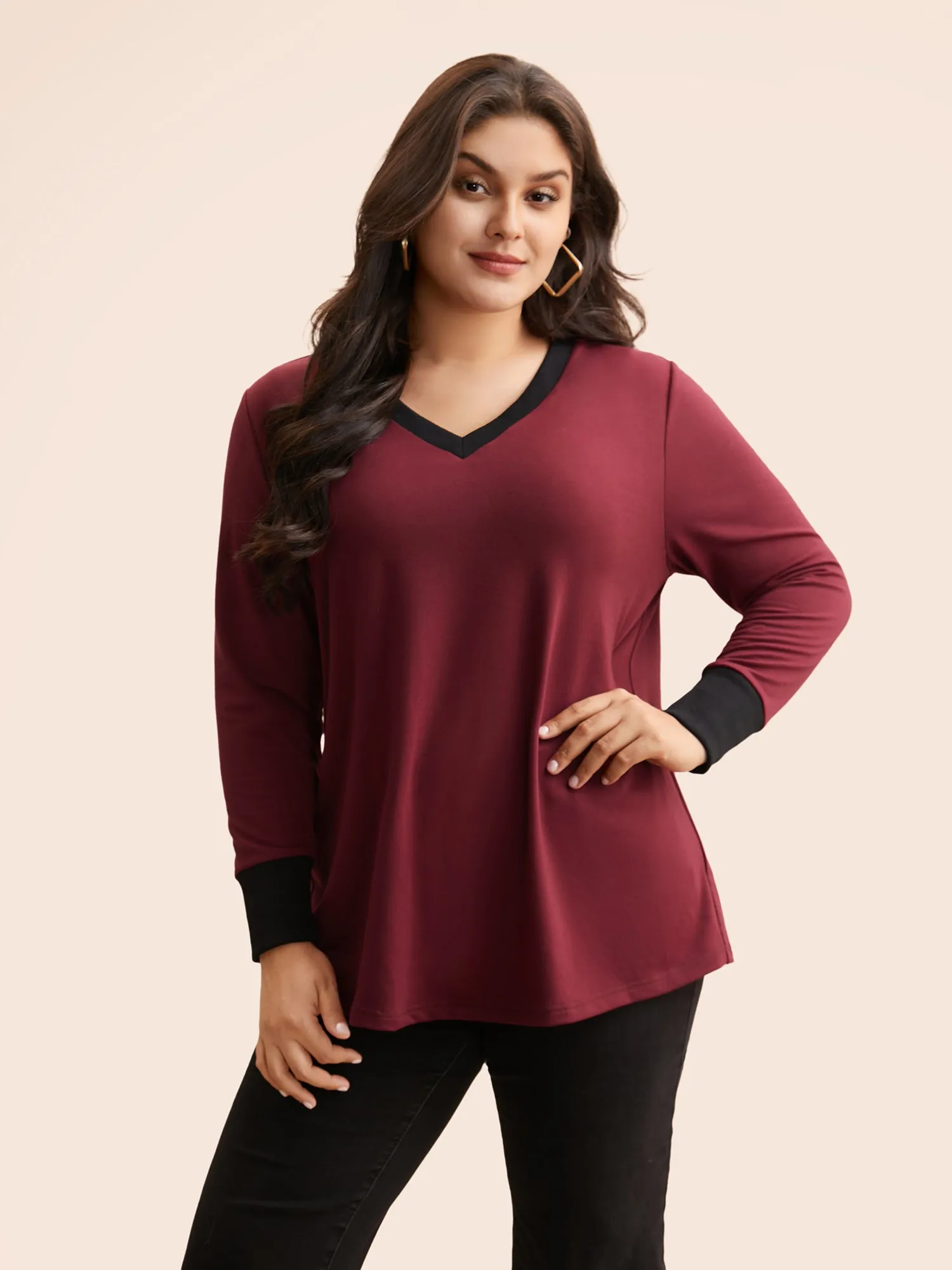 V Neck Contrast Patchwork Sweatshirt sold by Bloomchic