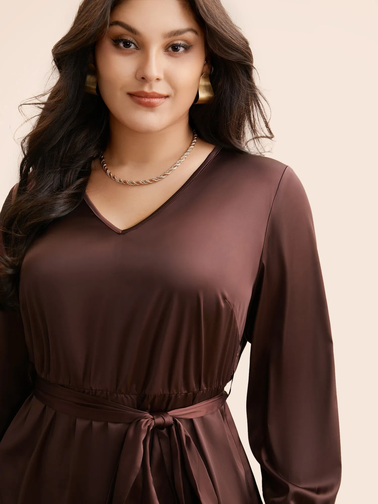 V Neck Tie Knot Gathered Blouse sold by Bloomchic product image thumbnail 3