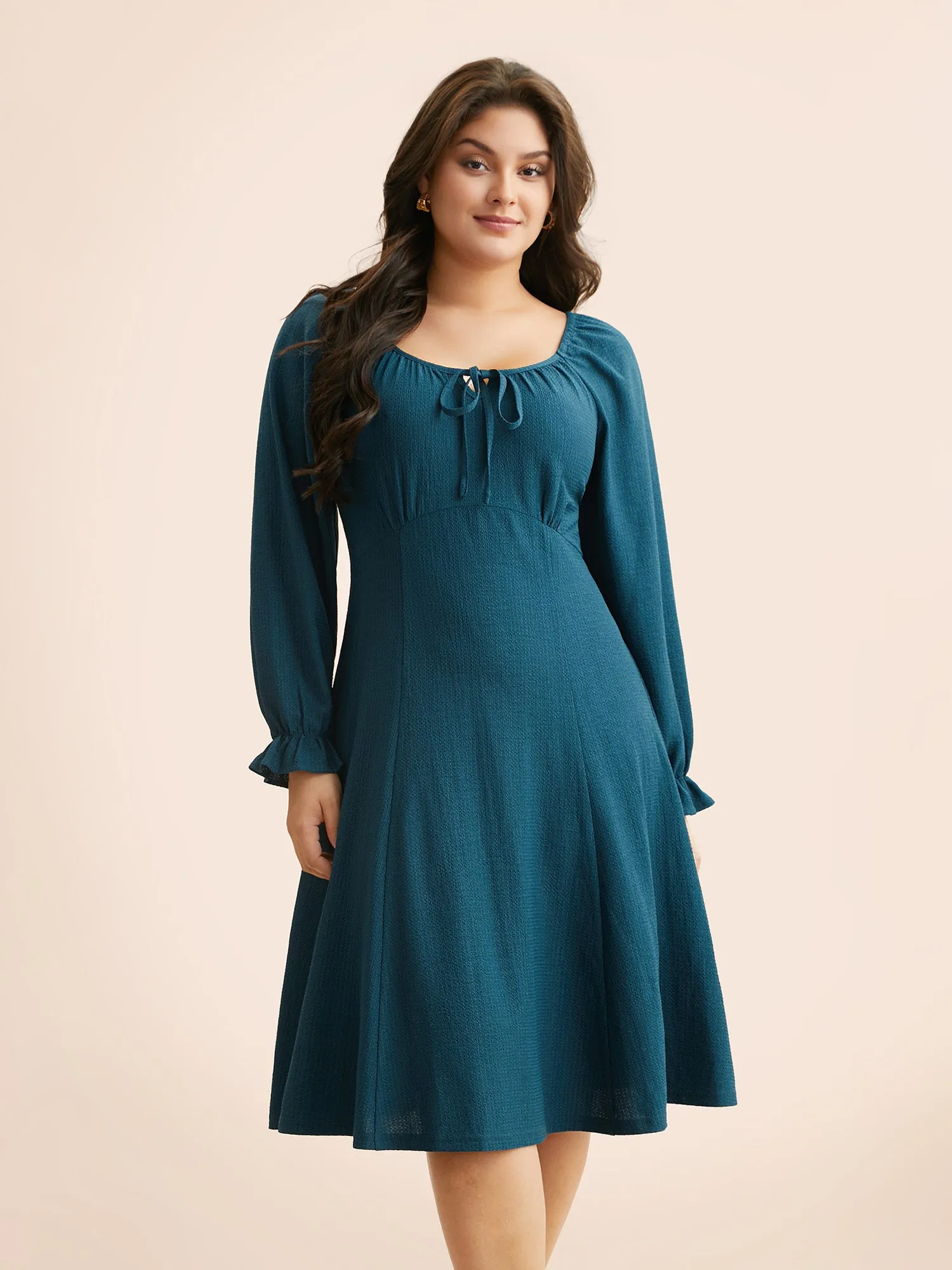 Texture Tie Knot Gathered Ruffles Dress sold by Bloomchic product image thumbnail 3