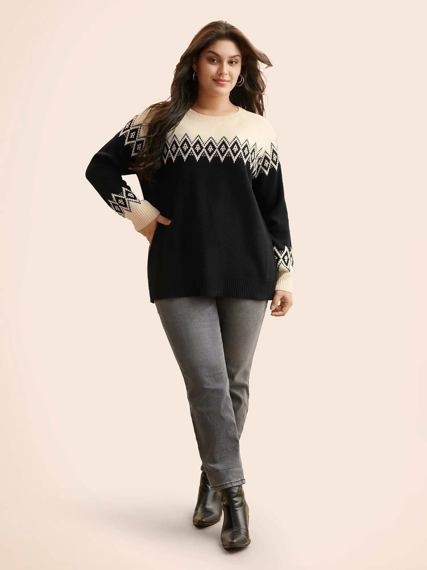 Bandana Geometric Raglan Sleeve Pullover sold by Bloomchic product image thumbnail 3