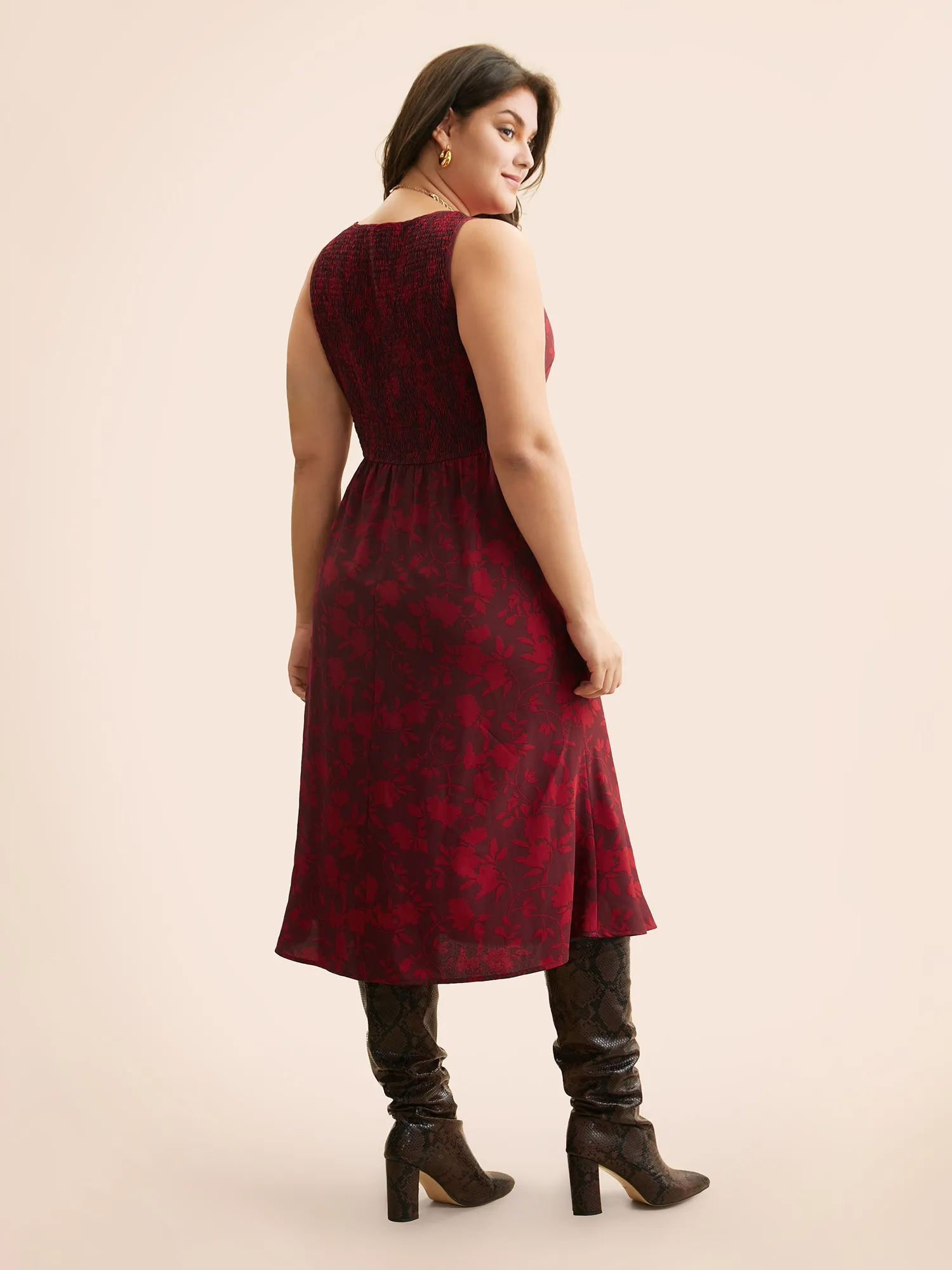 Silhouette Floral Print Shirred Tank Dress sold by Bloomchic product image thumbnail 4