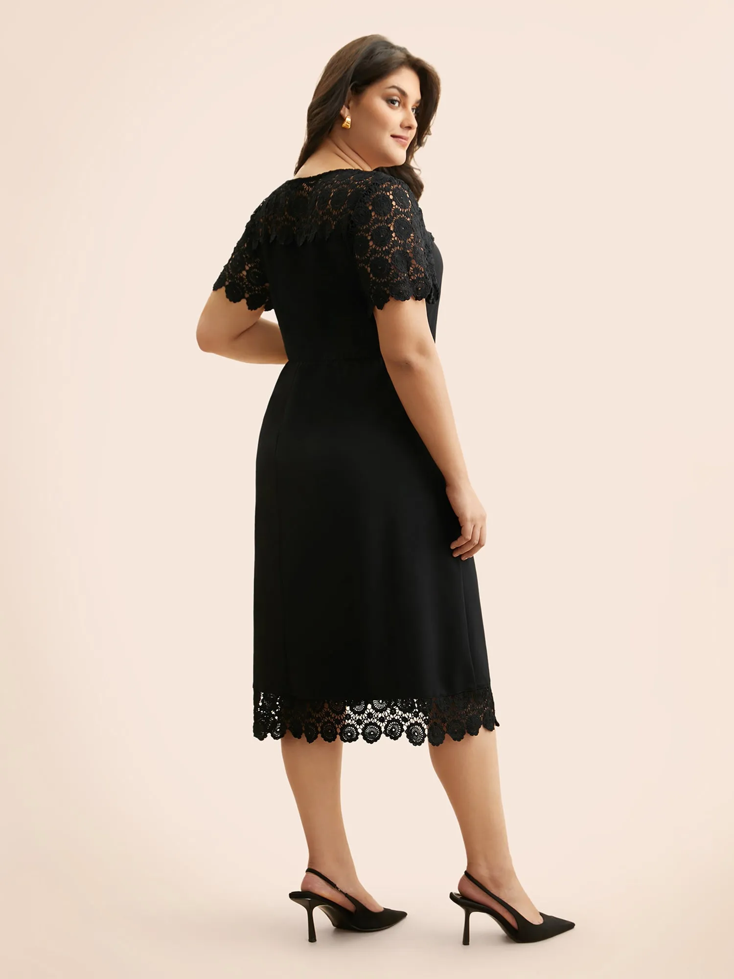 Crew Neck Lace Panel Midi Dress sold by Bloomchic product image thumbnail 4