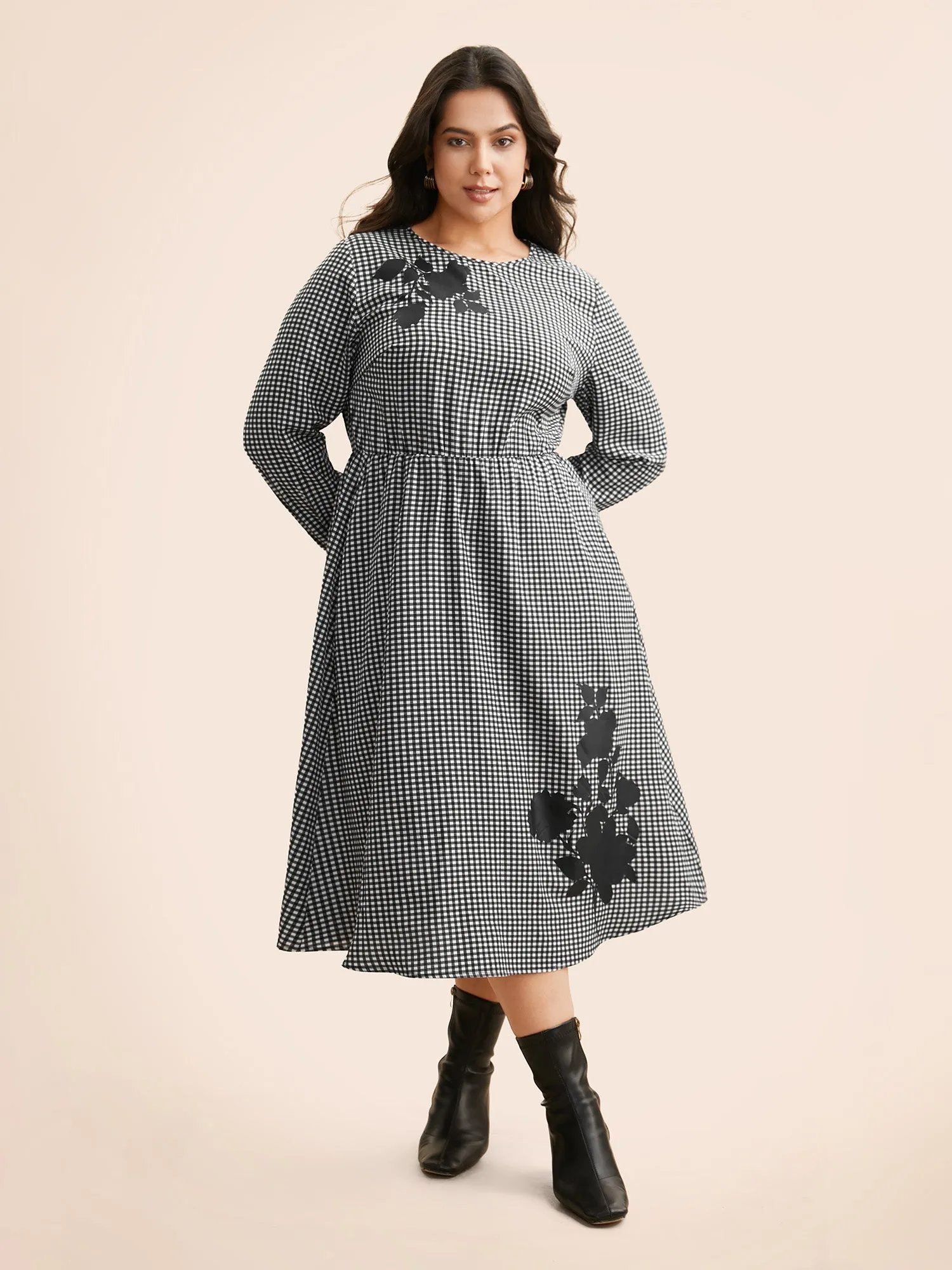 Gingham Silhouette Floral Print Midi Dress sold by Bloomchic
