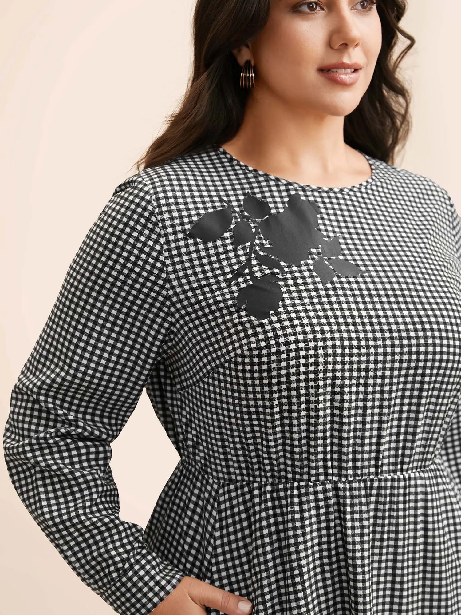 Gingham Silhouette Floral Print Midi Dress sold by Bloomchic product image thumbnail 4