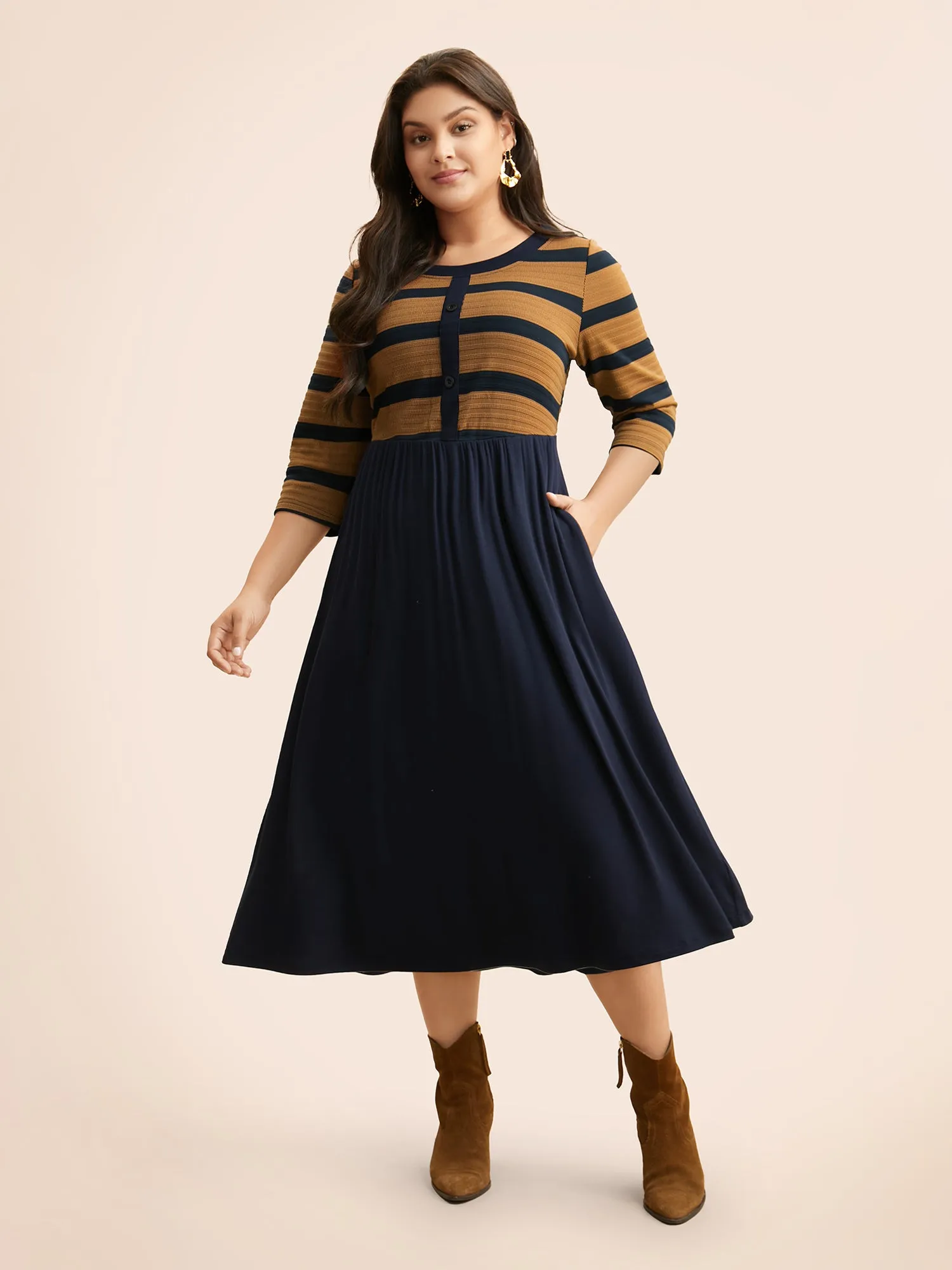 Striped Contrast Elastic Waist Dress sold by Bloomchic product image thumbnail 2