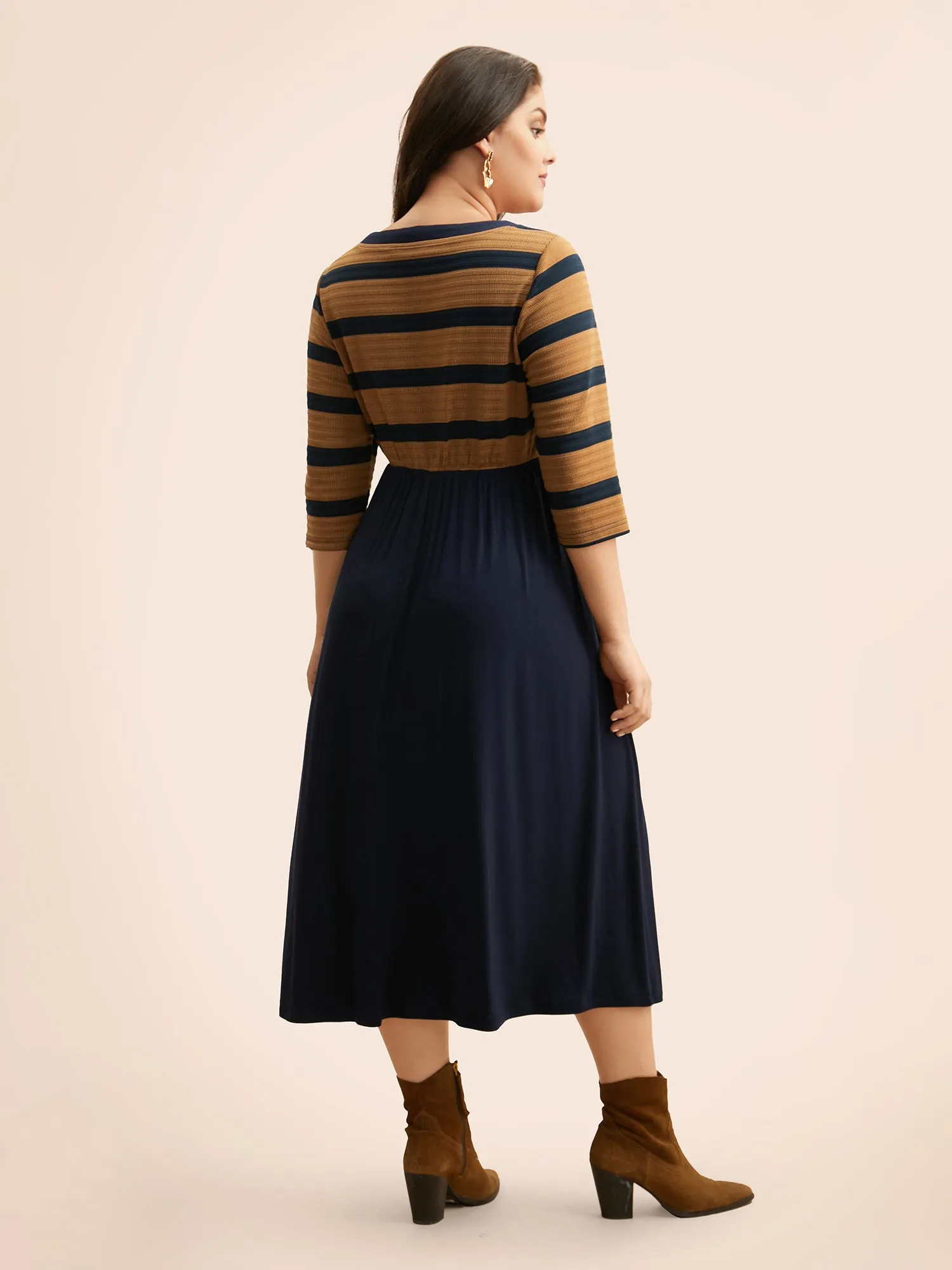 Striped Contrast Elastic Waist Dress sold by Bloomchic product image thumbnail 3