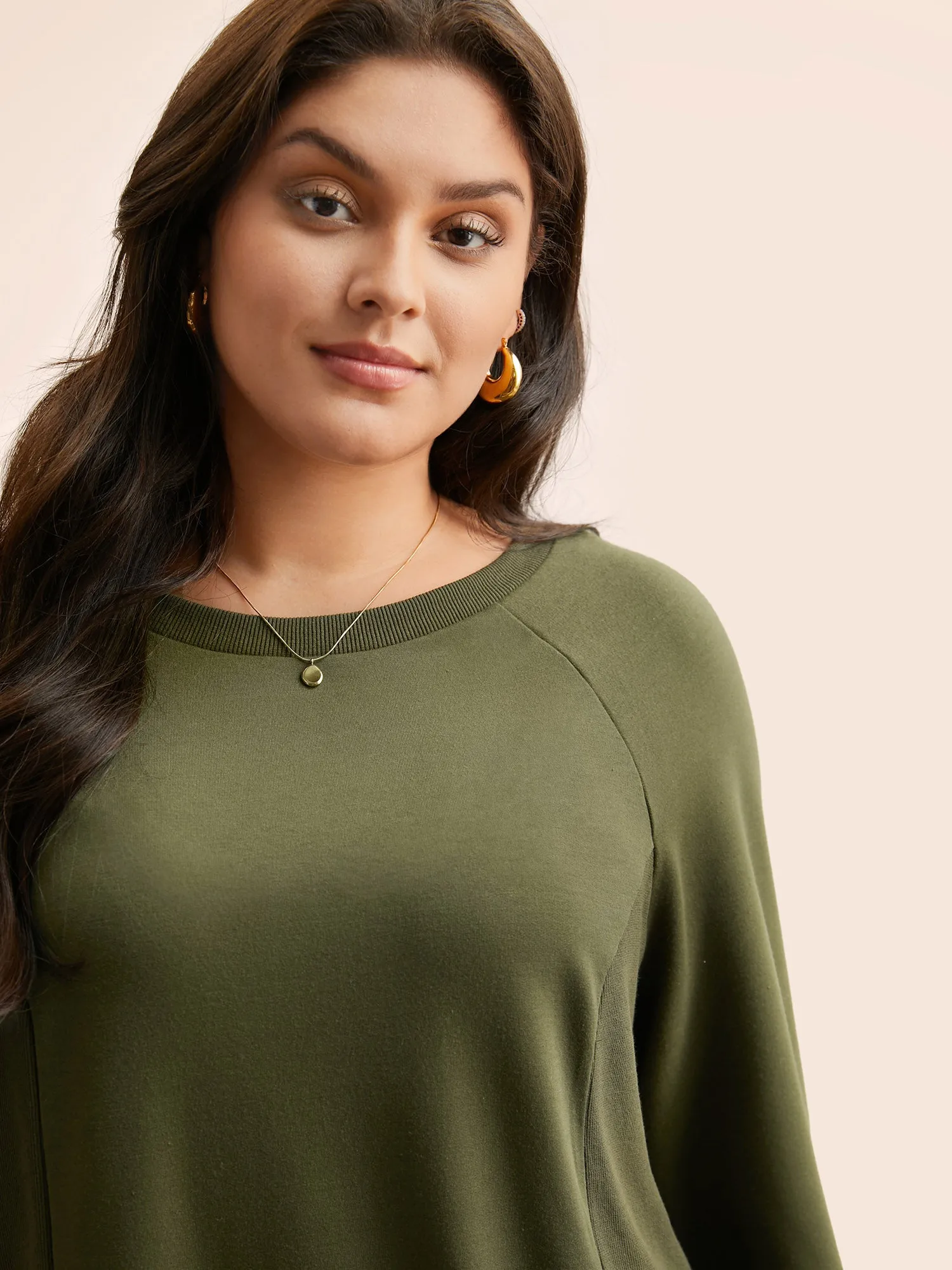 Crew Neck Patchwork Split Hem T-shirt sold by Bloomchic product image thumbnail 4