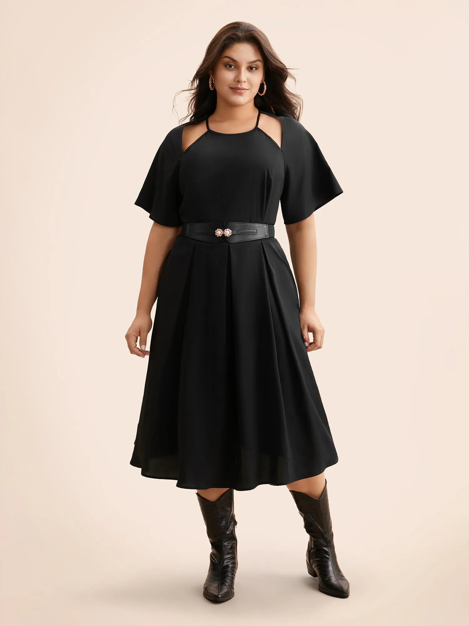 Plain Shirred Cut Out Pleated Dress sold by Bloomchic product image thumbnail 3
