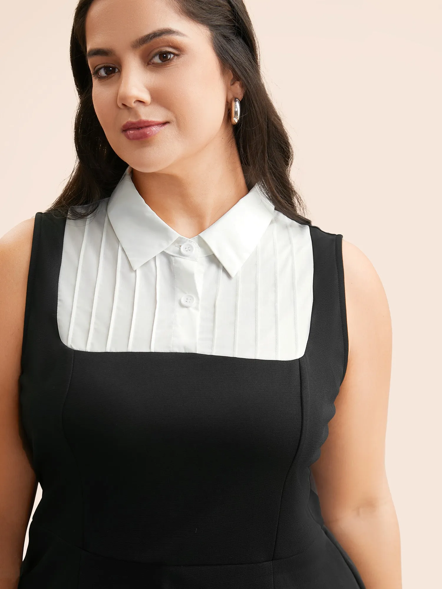 Contrast Patchwork Tucked Seam Sleeveless Dress sold by Bloomchic product image thumbnail 3