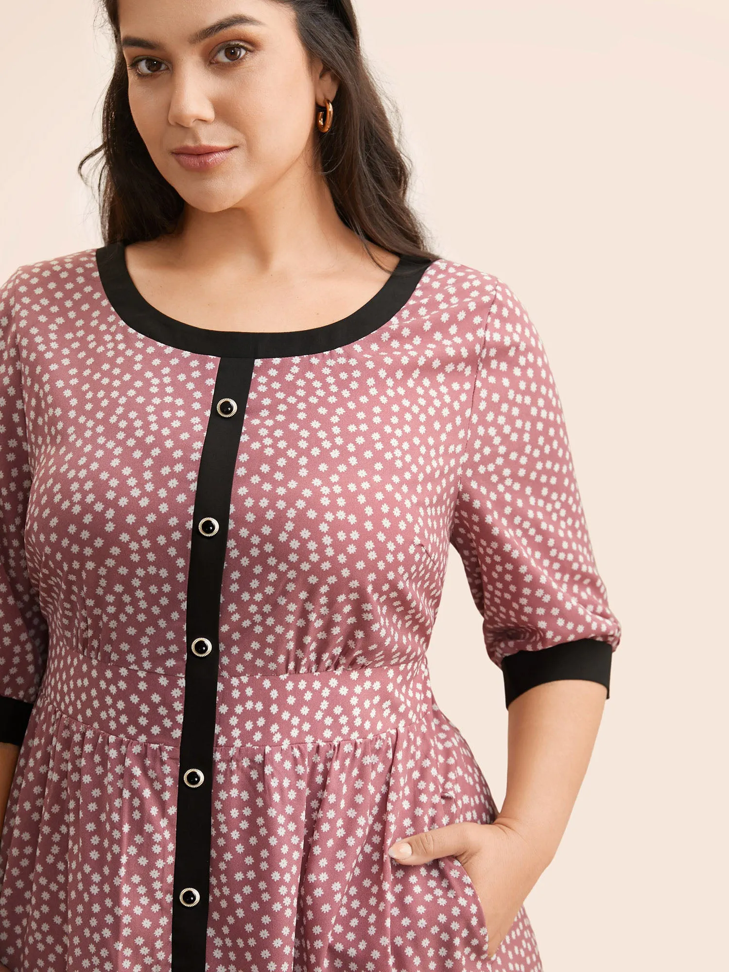 Ditsy Floral Contrast Trim Button Detail Dress sold by Bloomchic product image thumbnail 2