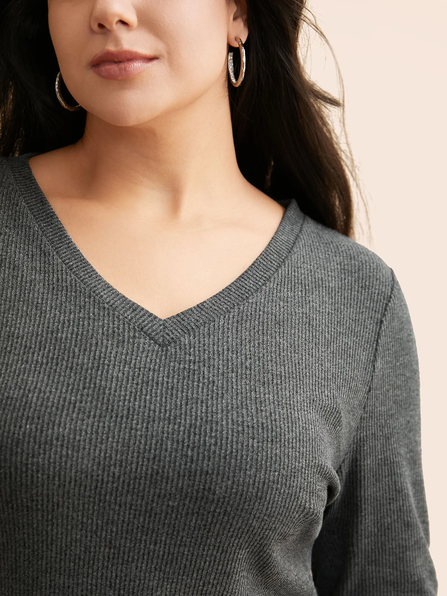 Solid V Neck Asymmetrical Hem T-shirt sold by Bloomchic product image thumbnail 3