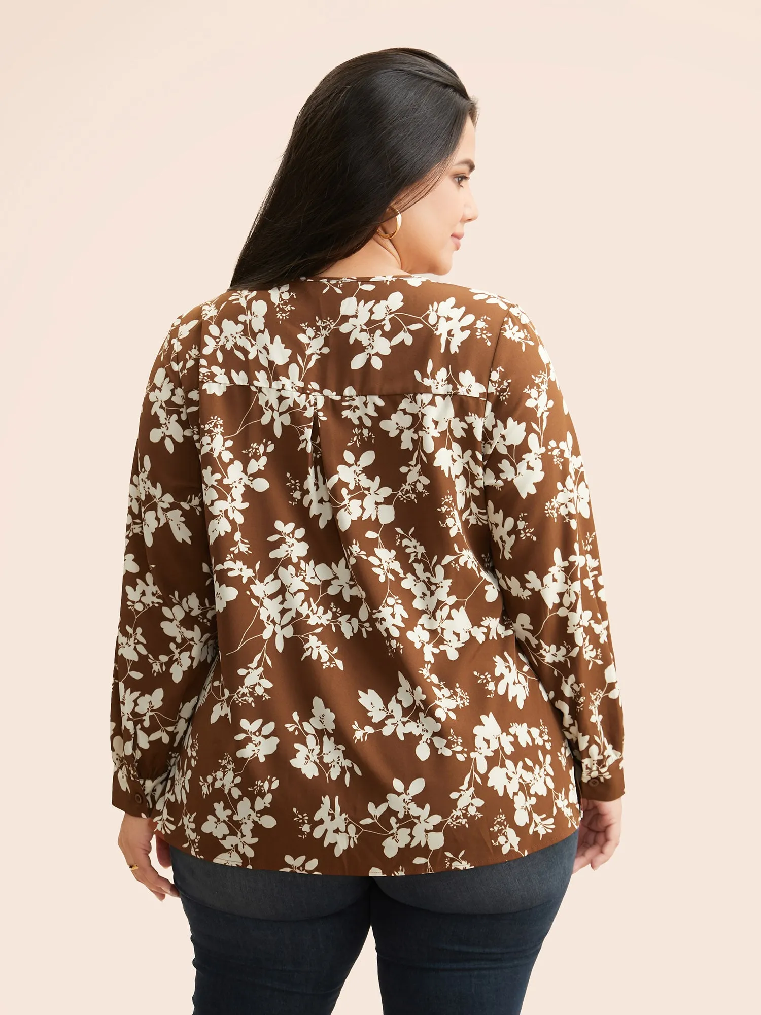 Silhouette Floral Print Gathered Split Hem Blouse sold by Bloomchic product image thumbnail 5