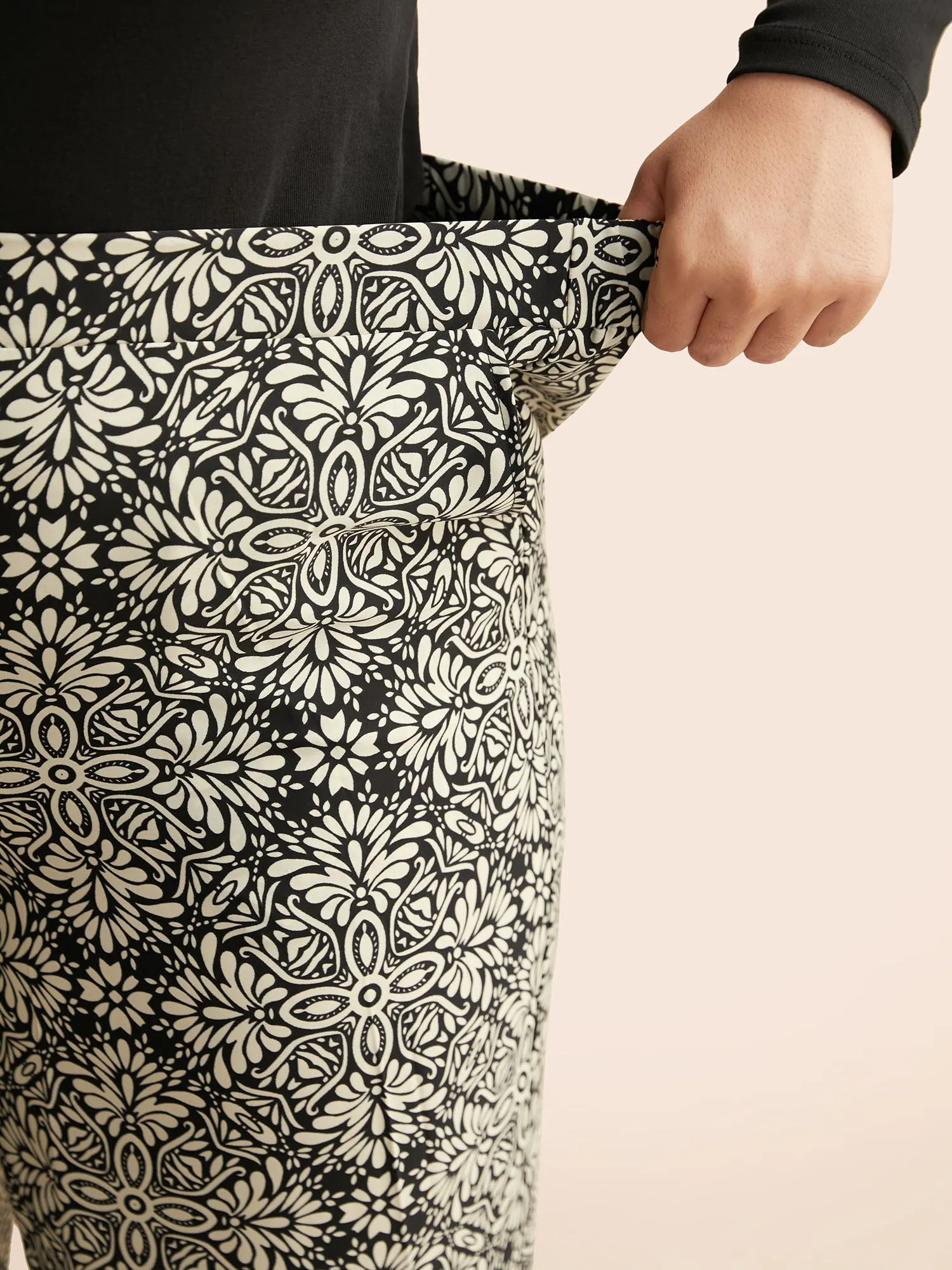 Mid Rise Boho Print Pocket Pants sold by Bloomchic product image thumbnail 4