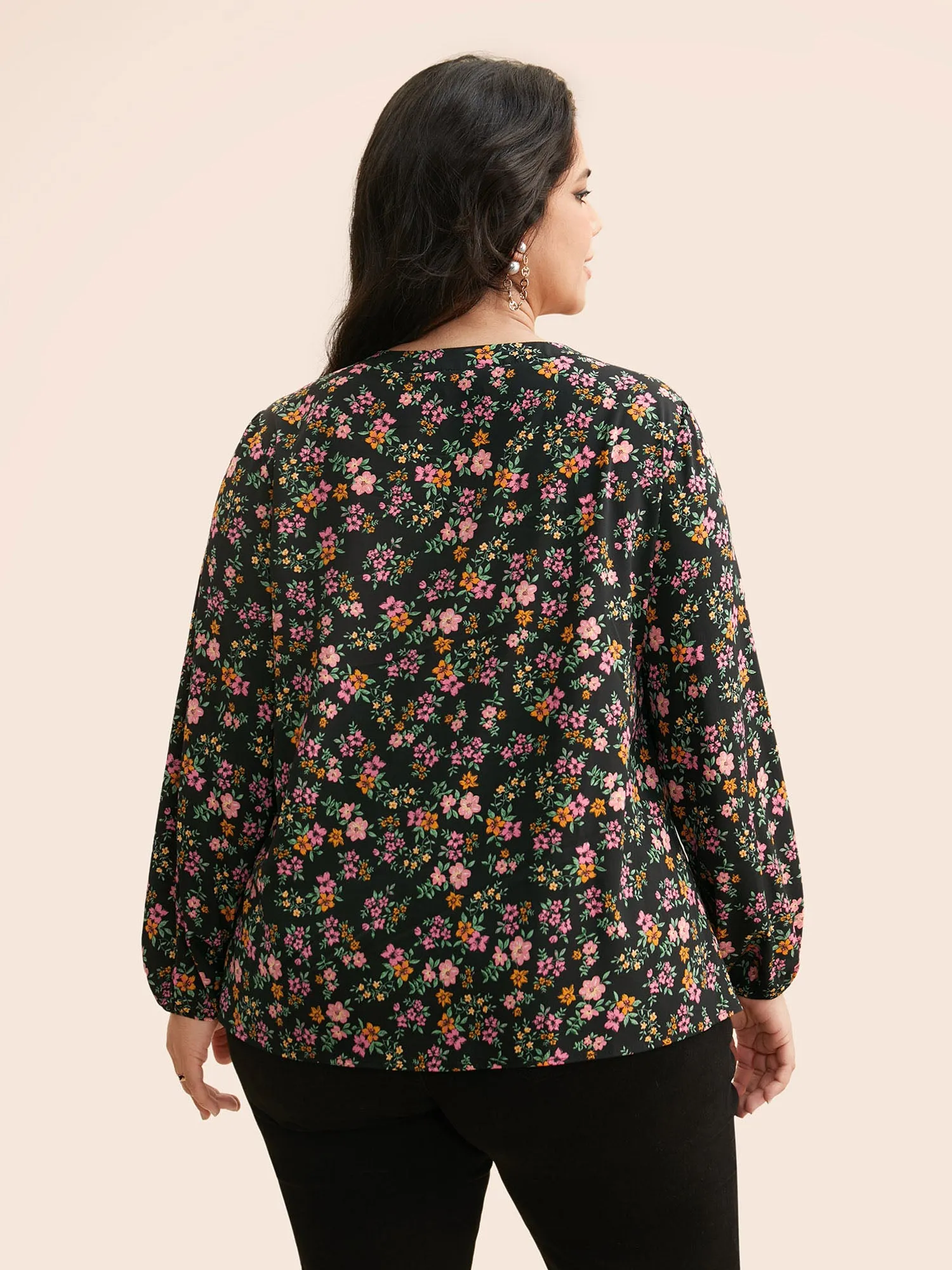 Notched Collar Ditsy Floral Pleated Blouse sold by Bloomchic product image thumbnail 4