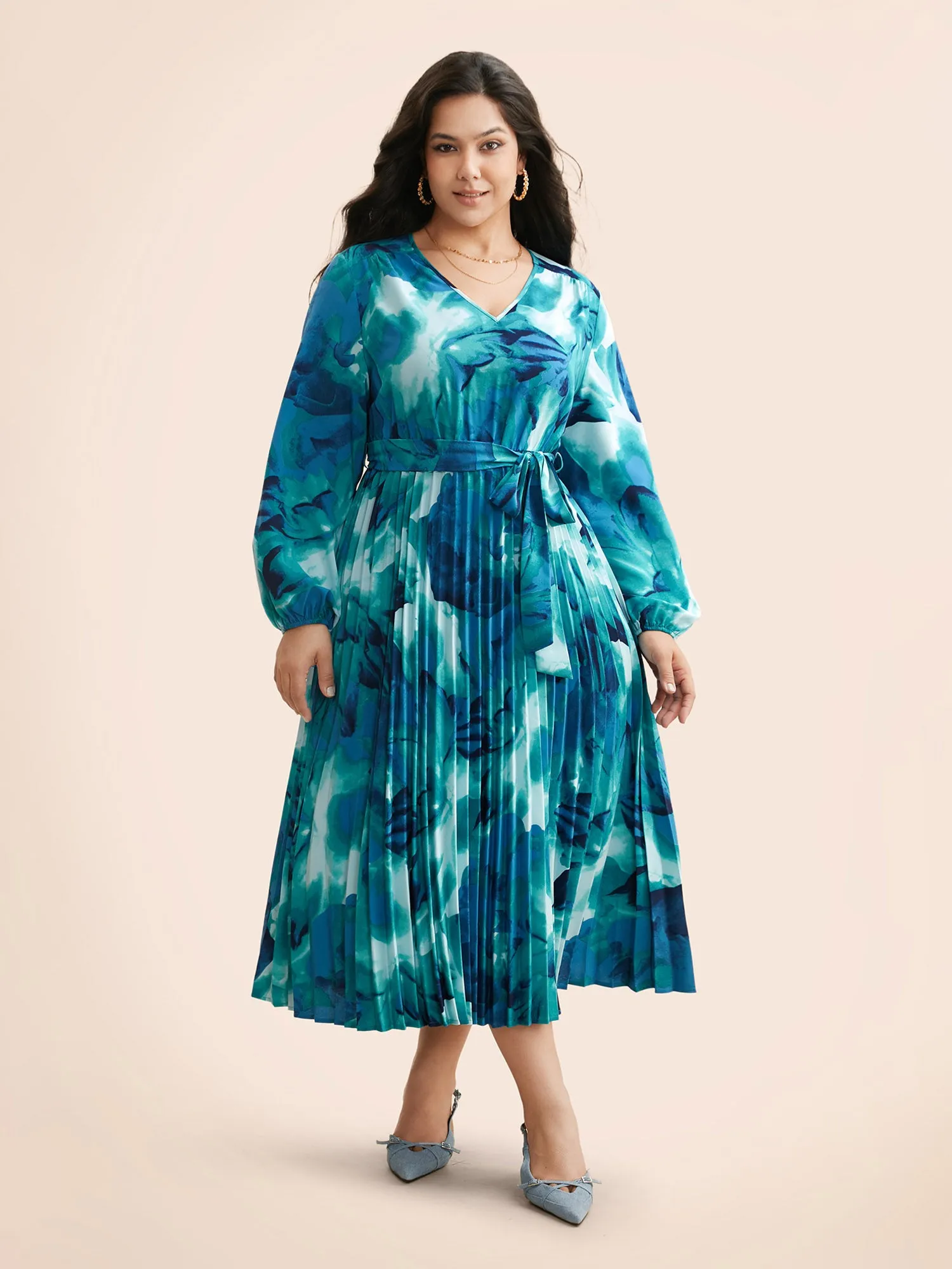 Watercolor Floral Pleated Belted Dress sold by Bloomchic product image thumbnail 4