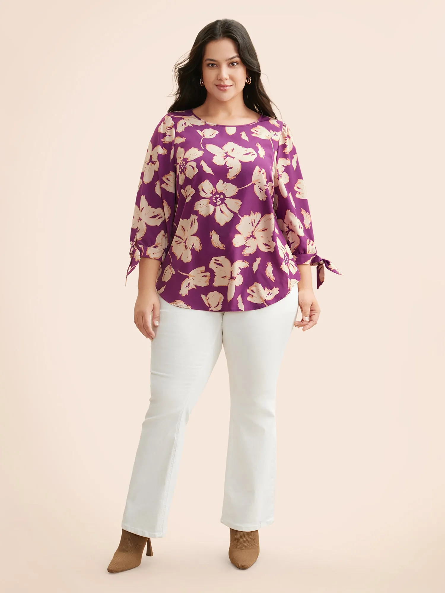 V Neck Tie Knot Gathered Blouse sold by Bloomchic product image thumbnail 2