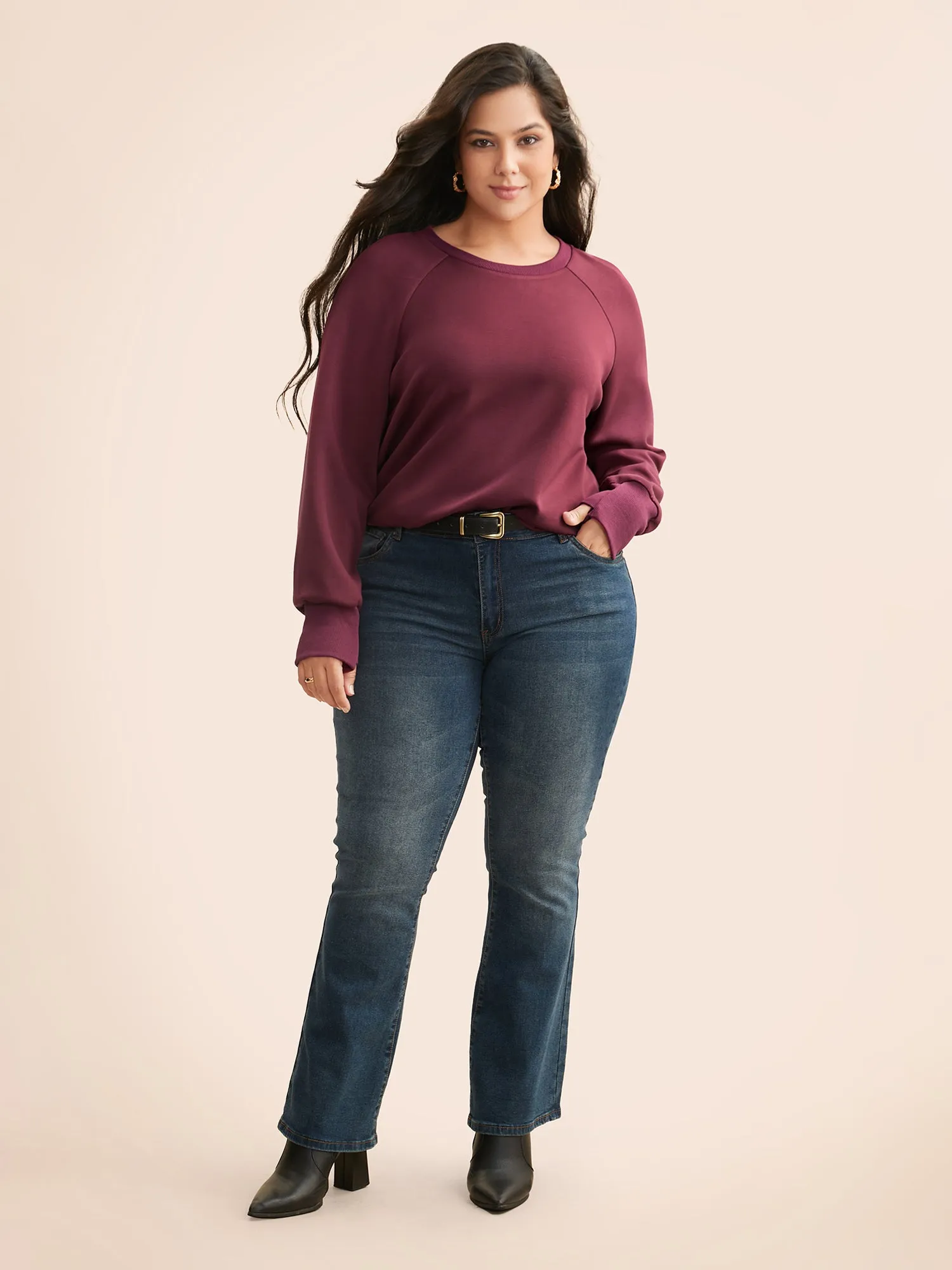 Solid Raglan Sleeve Slit Hem Sweatshirt sold by Bloomchic product image thumbnail 4